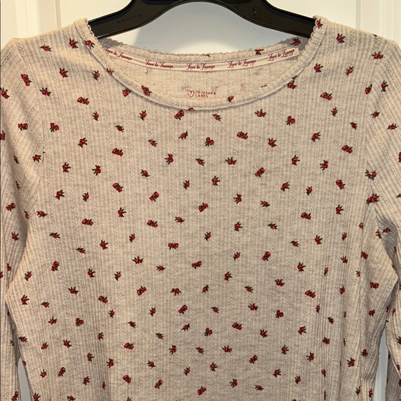 Primark Cream Ribbed Long Sleeve Top with Red Floral Print - Picture 10 of 15